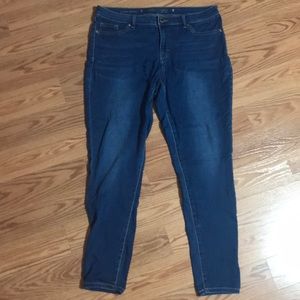 Jennifer Lopez Skinny Jeans